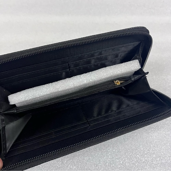 Just Be Black Wristlet Wallet with Gold Details - Picture 5 of 5